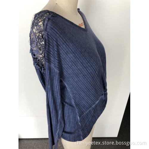 V-neck long sleeve stitched back and forth